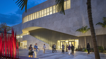 WEISS/MANFREDI's Artis—Naples Baker Museum; photo by Albert Vecerka