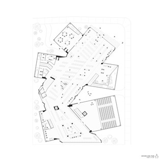 Black and white plan drawing of ground level.